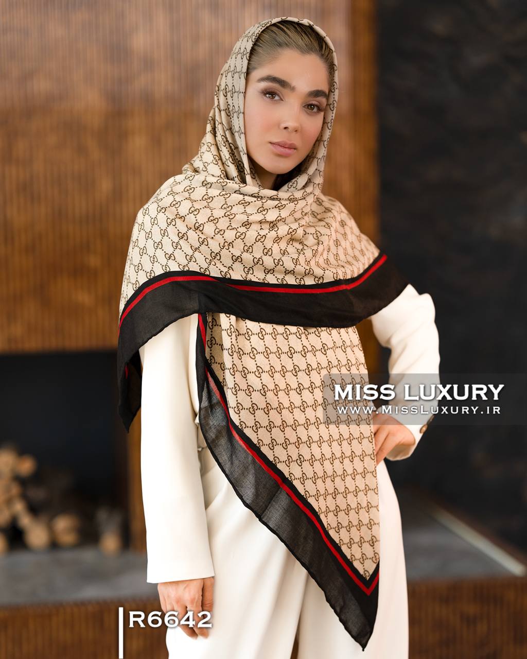 روسری نخ پاییزه کشمیر کرم مشکی گوچی میس لاکچری