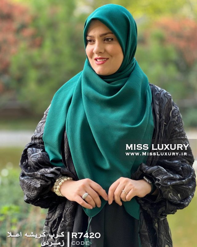 روسری مجلسی کرپ کریشه کره ای زمردی R7420 - میس لاکچری
