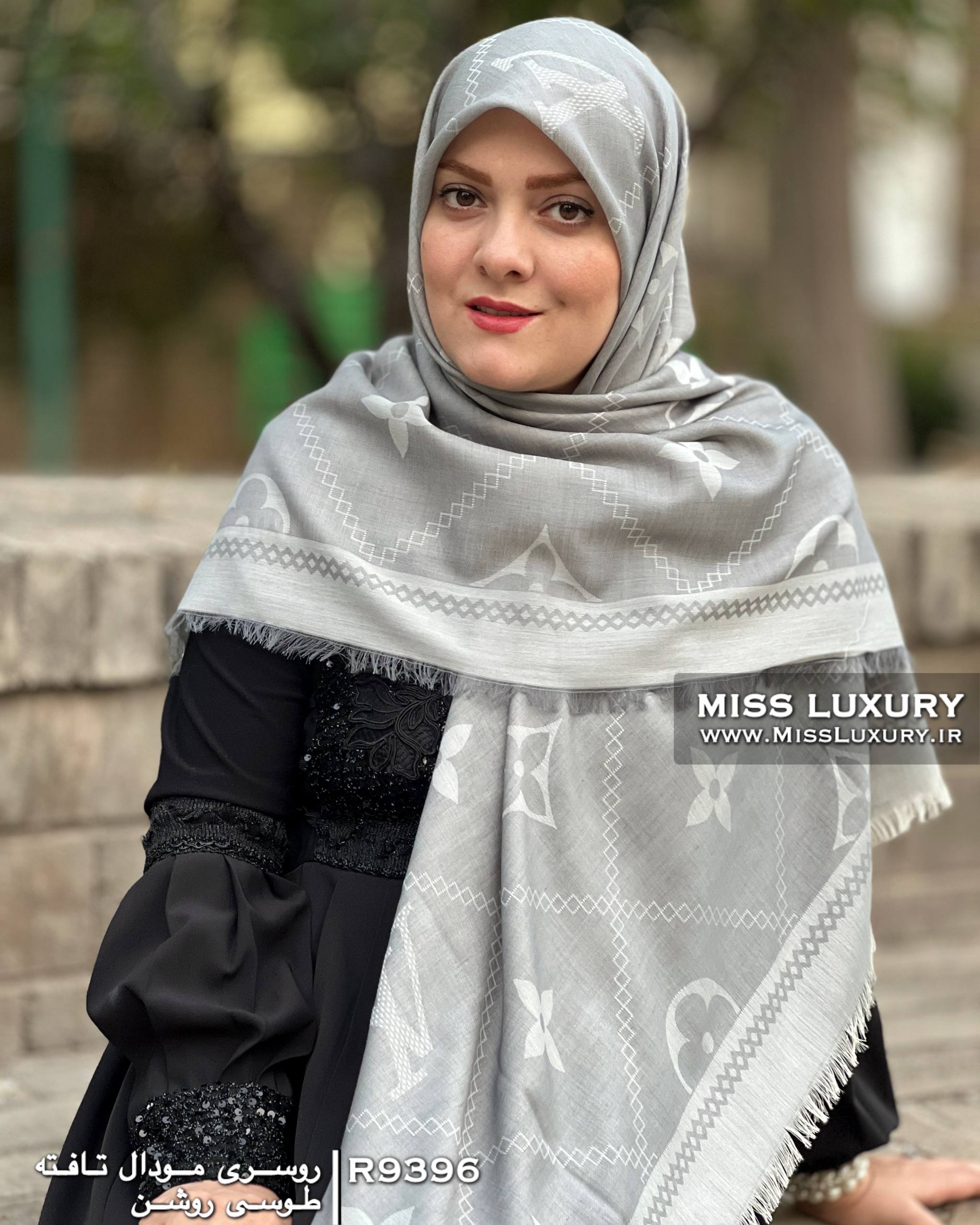 روسری مودال تافته طوسی روشن میس لاکچری