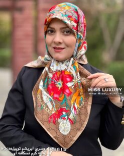 روسری ابریشم توییل زمینه کرم نسکافه ای میس لاکچری