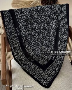 Alternative view of روسری نخی اعلا مشکی R9651