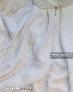 Alternative view of شال بافت اعلا سفید S8320