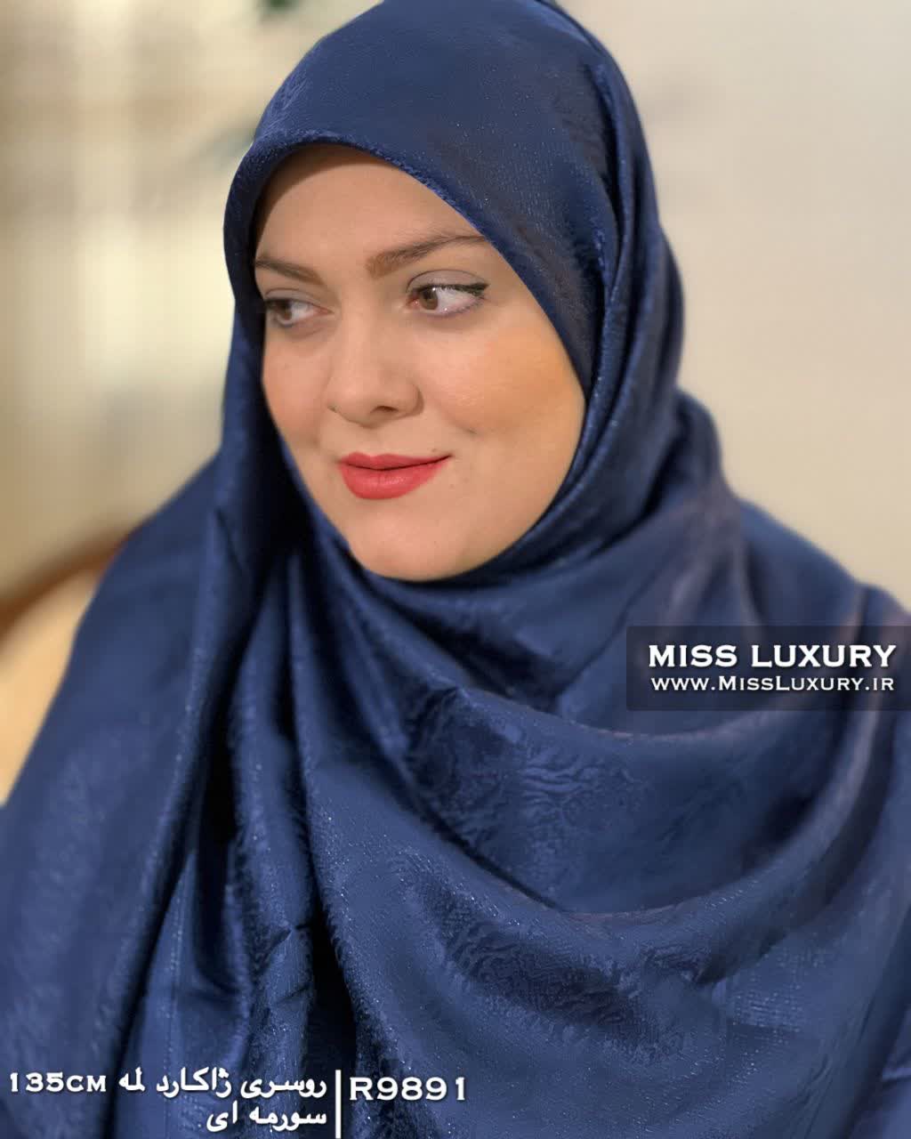 روسری ژاکارد لمه سومه ای میس لاکچری