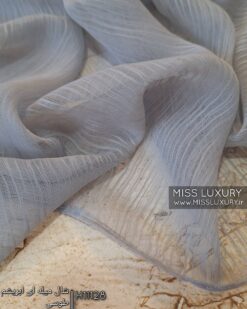 Alternative view of شال میله ای ابریشم طوسی H11128