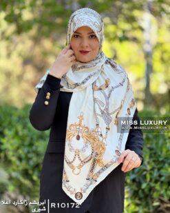 روسری ابریشم ژاکارد اعلا شیری میس لاکچری