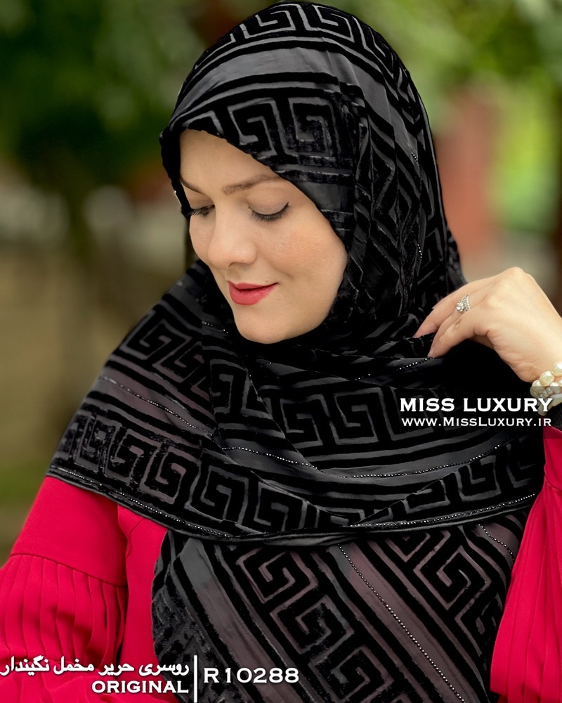 روسری حریر مخمل نگیندار مشکی R10288 - Image 3